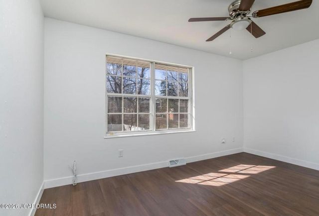 1335 GRANDVIEW DRIVE, Jefferson City, MO 65109