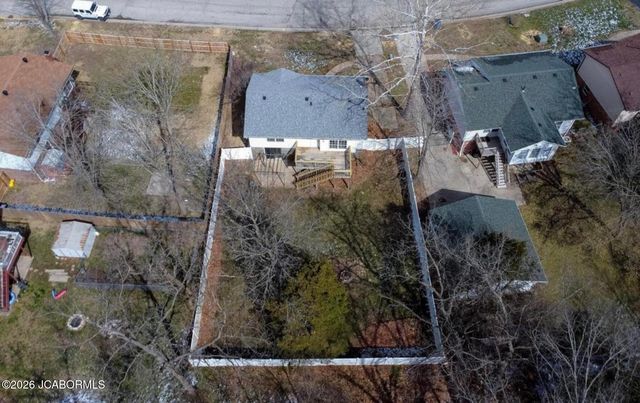 1335 GRANDVIEW DRIVE, Jefferson City, MO 65109