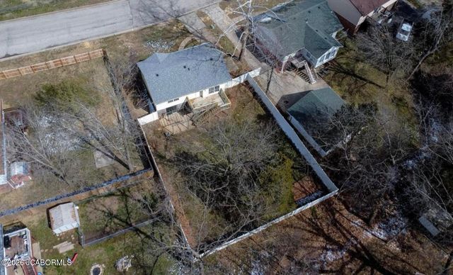 1335 GRANDVIEW DRIVE, Jefferson City, MO 65109