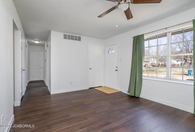 1335 GRANDVIEW DRIVE, Jefferson City, MO 65109