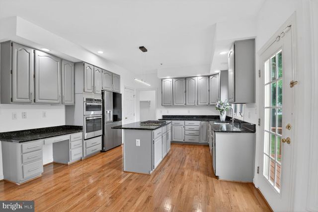11901 SHAKESPEARE CT, Bowie, MD 20720