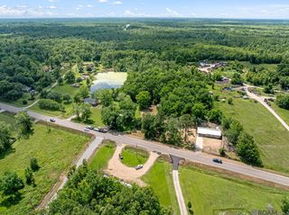 11321 La Hwy 22, St Amant, LA 70774