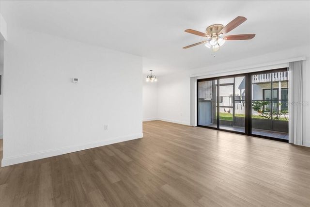 11566 7TH LANE N 1211, St Petersburg, FL 33716