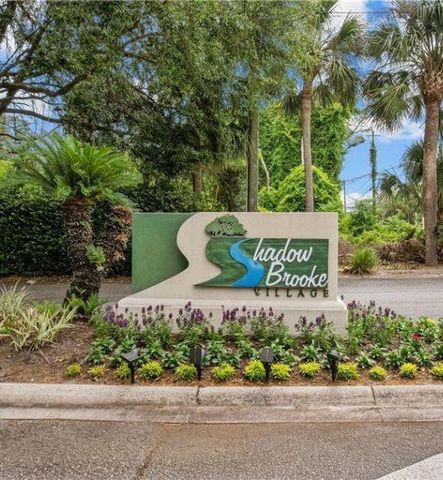 120 Shady Brook Circle, 301, St. Simons Island, GA 31522