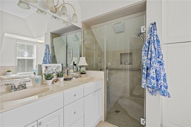 120 Shady Brook Circle, 301, St. Simons Island, GA 31522