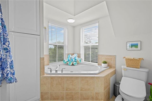 120 Shady Brook Circle, 301, St. Simons Island, GA 31522