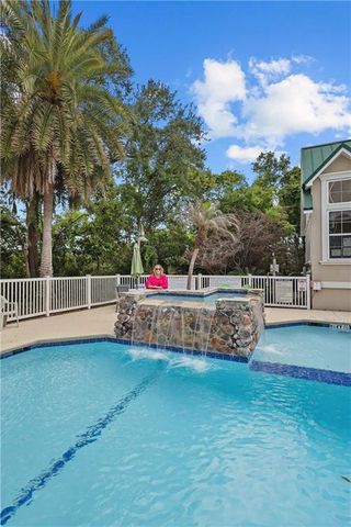 120 Shady Brook Circle, 301, St. Simons Island, GA 31522