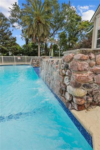 120 Shady Brook Circle, 301, St. Simons Island, GA 31522