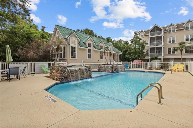 120 Shady Brook Circle, 301, St. Simons Island, GA 31522