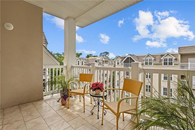 120 Shady Brook Circle, 301, St. Simons Island, GA 31522