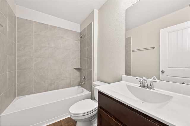 1814 Welsh Canyon Court, Richmond, TX 77469