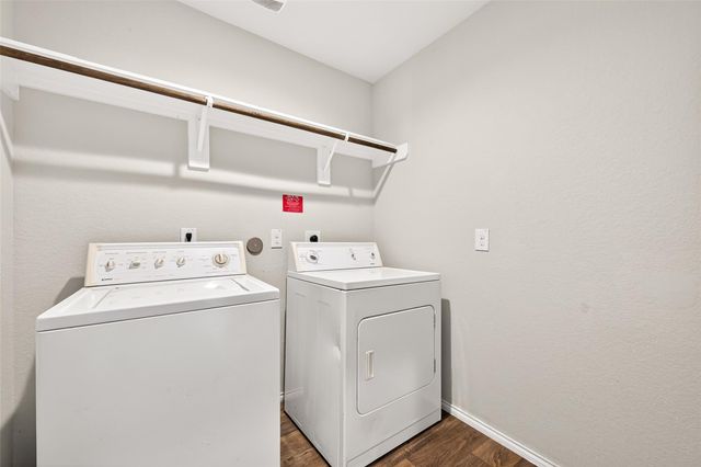 1814 Welsh Canyon Court, Richmond, TX 77469