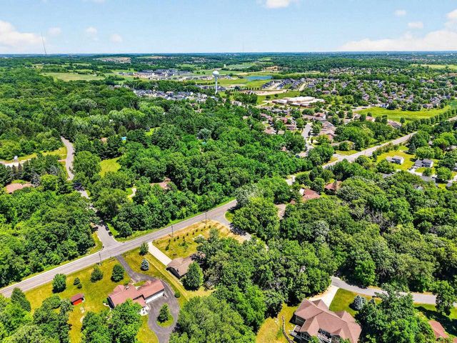 7223 Cross Country Road, Verona, WI 53593