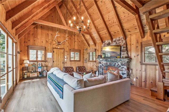 28901 Palisades Drive, Lake Arrowhead, CA 92352