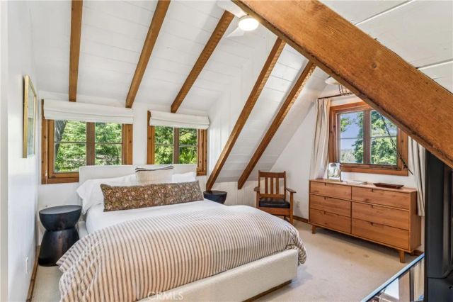 28901 Palisades Drive, Lake Arrowhead, CA 92352