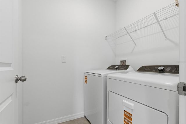 2919 GARDINER LANE, Zephyrhills, FL 33541