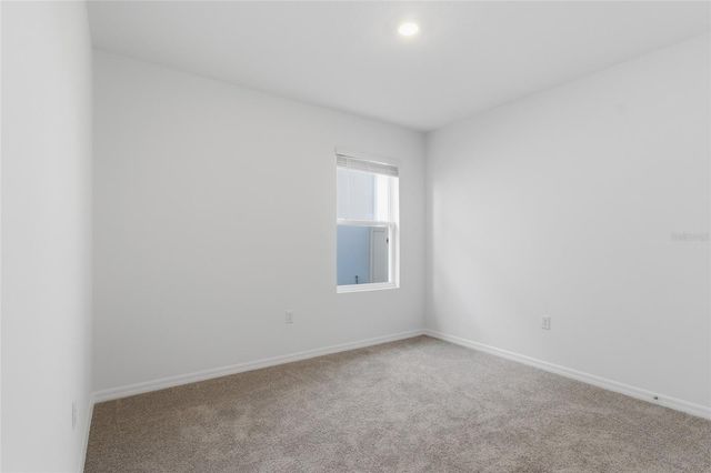 2919 GARDINER LANE, Zephyrhills, FL 33541