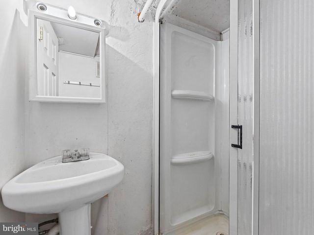 313 WILTSHIRE RD, Upper Darby, PA 19082