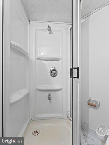 313 WILTSHIRE RD, Upper Darby, PA 19082
