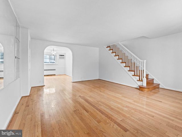 313 WILTSHIRE RD, Upper Darby, PA 19082