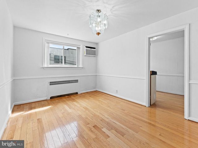 313 WILTSHIRE RD, Upper Darby, PA 19082
