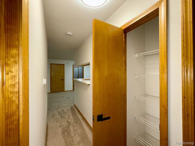 314 Marigold Circle, Westland, MI 48185