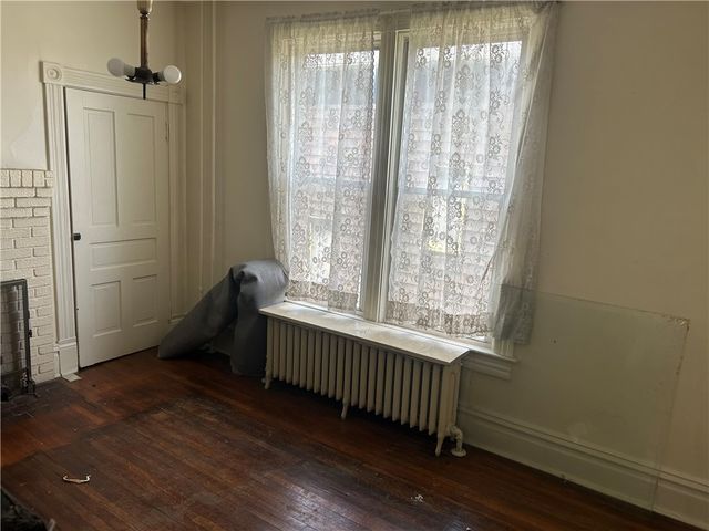 306 4th St, Monessen, PA 15062