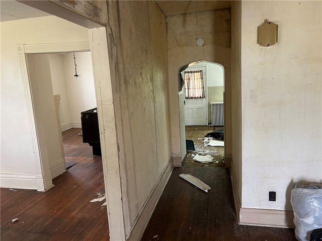 306 4th St, Monessen, PA 15062