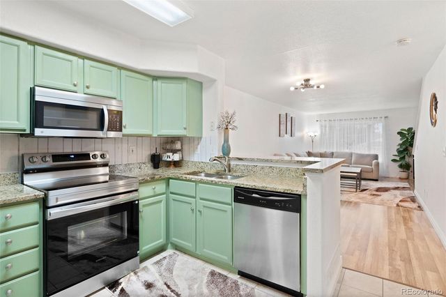 3300 W Florida Avenue 85, Denver, CO 80219