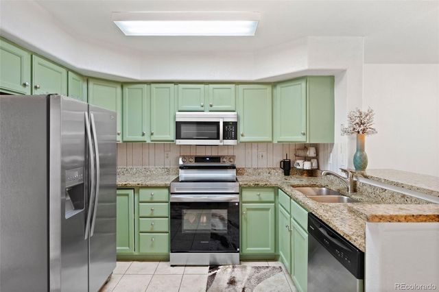 3300 W Florida Avenue 85, Denver, CO 80219