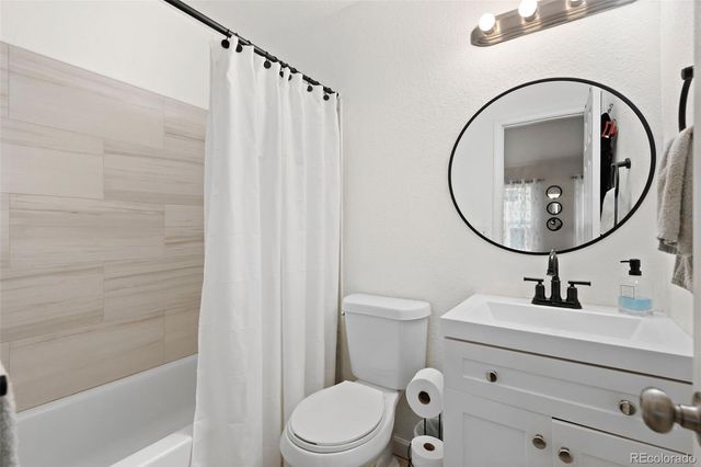 3300 W Florida Avenue 85, Denver, CO 80219