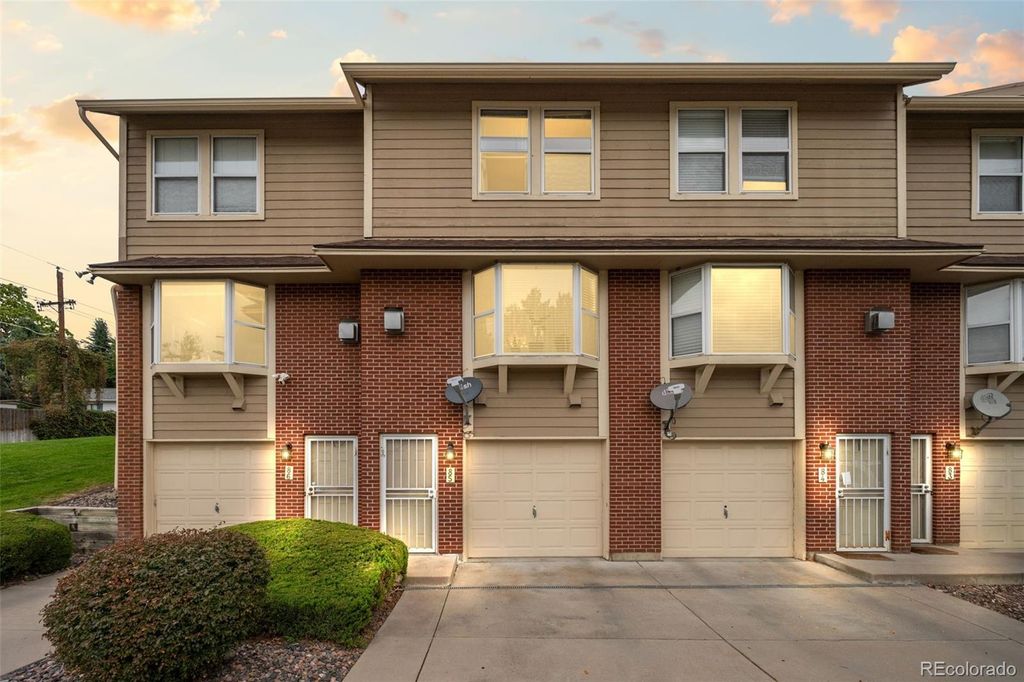3300 W Florida Avenue 85, Denver, CO 80219
