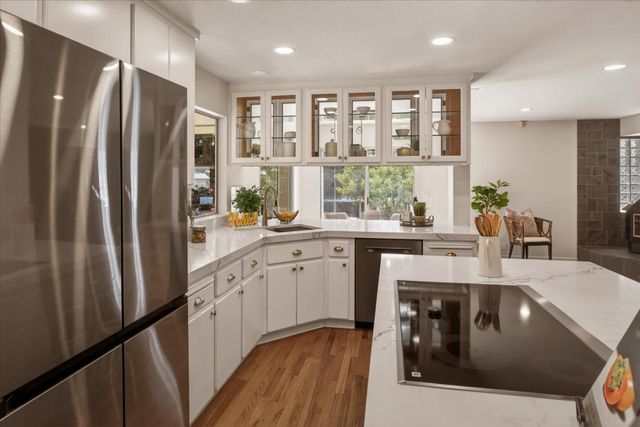 6894 Serenity Court, San Jose, CA 95120