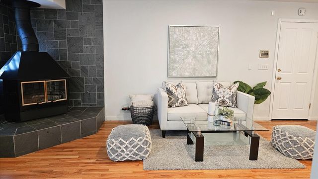 6894 Serenity Court, San Jose, CA 95120