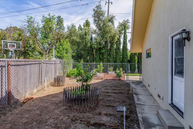 6894 Serenity Court, San Jose, CA 95120