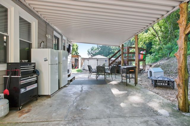 8565 Lawrenceburg Hwy, Mount Pleasant, TN 38474