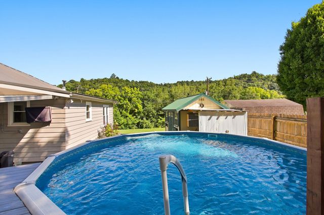 8565 Lawrenceburg Hwy, Mount Pleasant, TN 38474