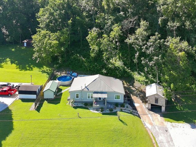 8565 Lawrenceburg Hwy, Mount Pleasant, TN 38474