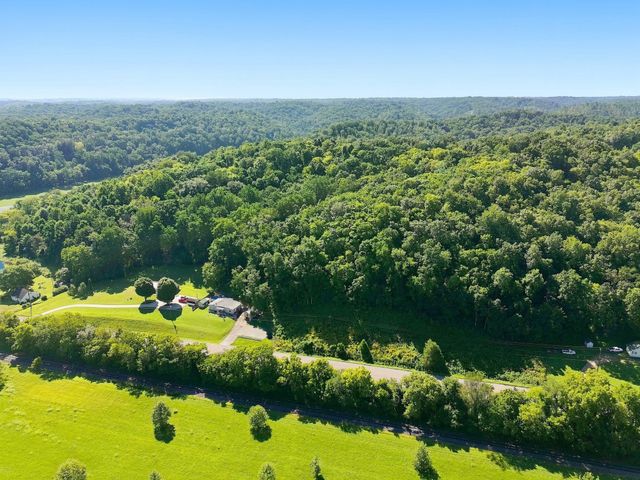 8565 Lawrenceburg Hwy, Mount Pleasant, TN 38474
