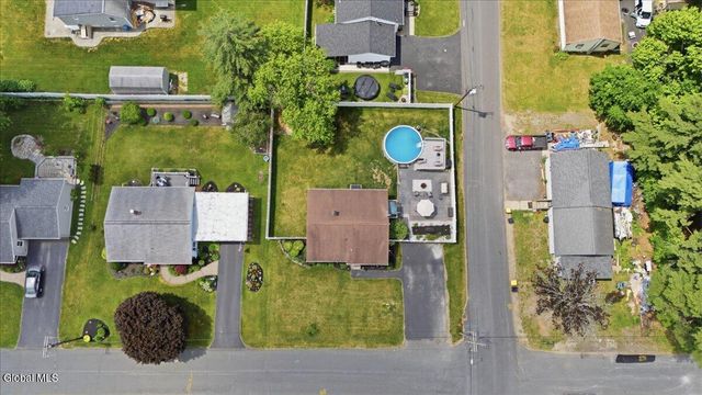 31 Maine Avenue, East Greenbush, NY 12144