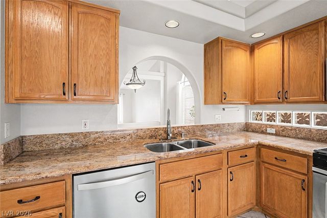 8713 Blazing Saddle Avenue, Las Vegas, NV 89129