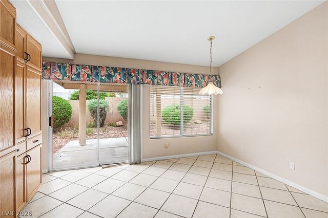 8713 Blazing Saddle Avenue, Las Vegas, NV 89129