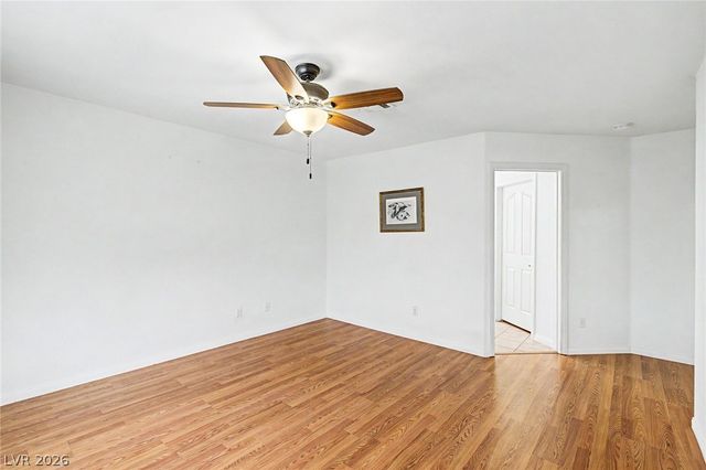 8713 Blazing Saddle Avenue, Las Vegas, NV 89129