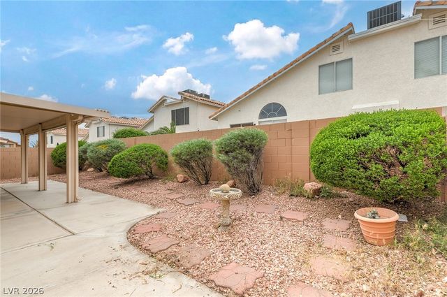 8713 Blazing Saddle Avenue, Las Vegas, NV 89129