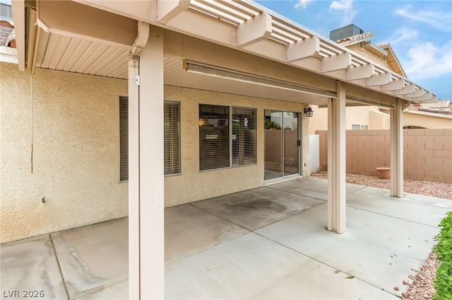 8713 Blazing Saddle Avenue, Las Vegas, NV 89129