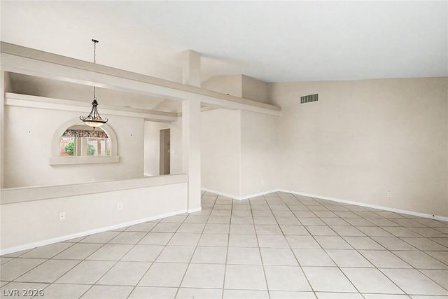 8713 Blazing Saddle Avenue, Las Vegas, NV 89129