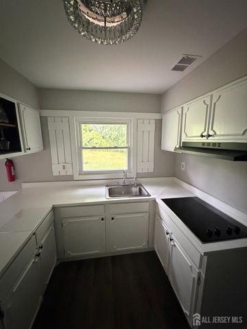 111 Edge Lane, Willingboro, NJ 08046