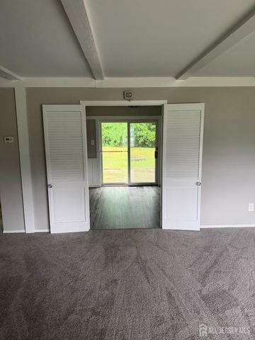 111 Edge Lane, Willingboro, NJ 08046