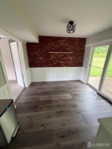 111 Edge Lane, Willingboro, NJ 08046