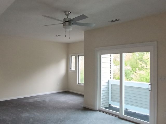 114 Burkhall St Q, Weymouth, MA 02190